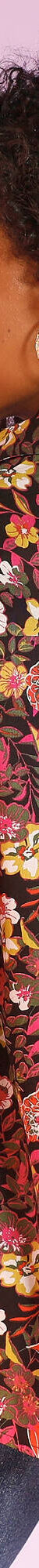 Chemisier boutonné imprimé fleurs (noir / fuchsia) Chemisier boutonné imprimé fleurs (noir / fuchsia)
